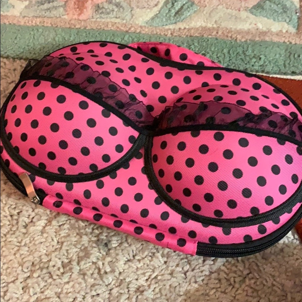 Bra keeper